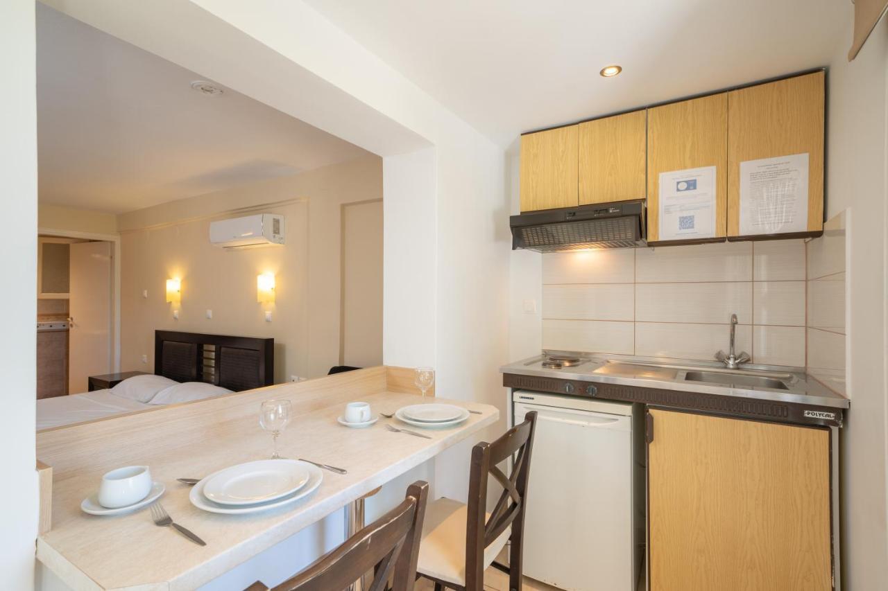 Lorenzo House Apartments 拉瑟 外观 照片